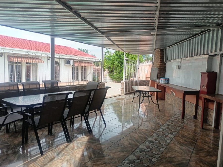 5 Bedroom Property for Sale in Royldene Northern Cape